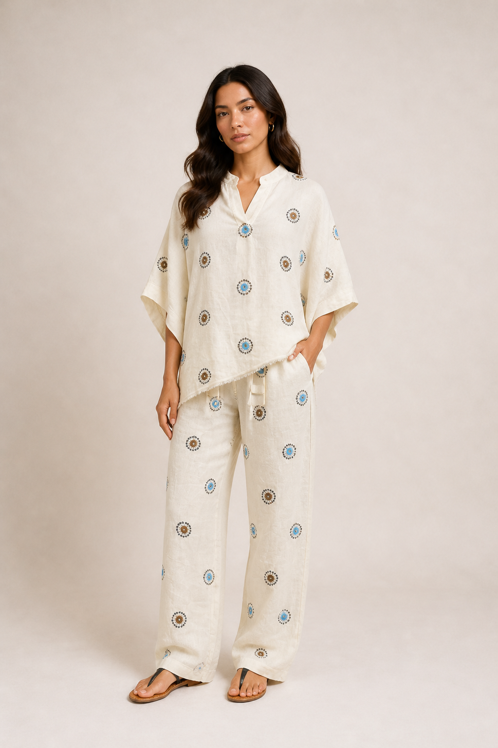 Embroidered Eye Motif Linen Set